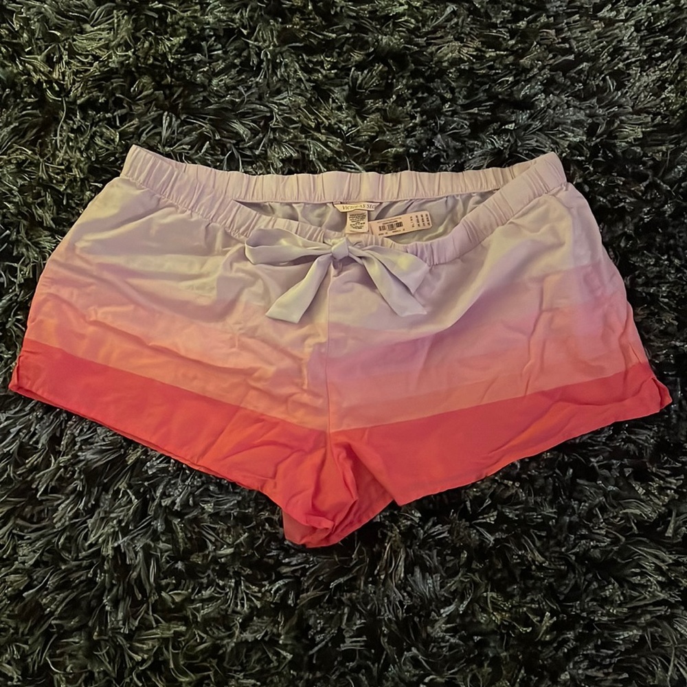Victoria Secret NWT ombré pink shorts size xl